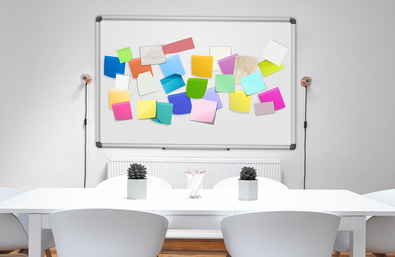optimisez l'aménagement de votre petite pièce avec nos astuces d'organisation pratiques et efficaces pour un espace ordonné et fonctionnel.