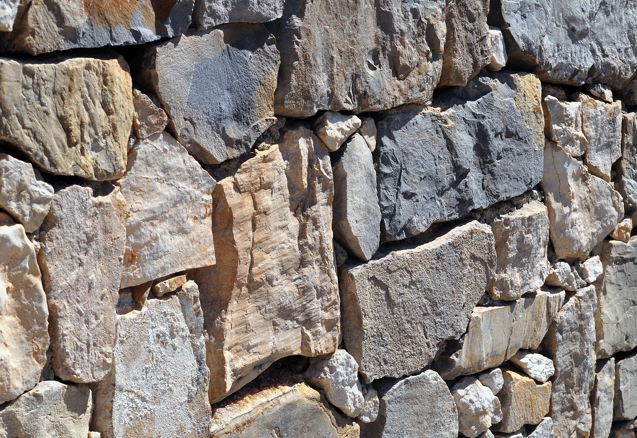 Comment poser des plaques de plâtre service professionnel d'installation de plaques de plâtre pour des murs et plafonds lisses et durables, adapté à vos besoins de construction et rénovation.